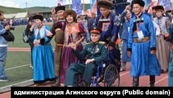 Балдан Цыдыпов во время праздника "Алтаргана" в Агинском