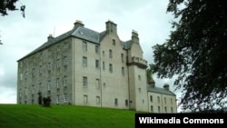 Замок Грант в Шотландии