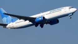 Как полиция задерживает активистов и журналистов перед встречей Навального