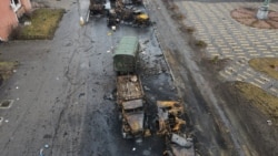 Сгоревшая военная техника в Бородянке Киевской области, 3 мая 2022 года. Фото: Reuters