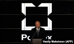 Сергей Чемезов – один из самых влиятельных людей в окружении Путина. Многолетний глава "Ростеха" и давний знакомый президента по службе в Дрездене