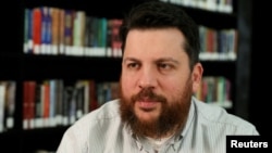 Леонид Волков