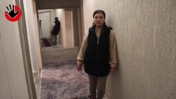 Сын встал на защиту матери, когда экс-полицейский вломился в дом и ее ограбил. Теперь ему грозит до 8 лет тюрьмы