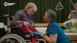 Вместо домов престарелых: как пожилые и люди, которым нужен уход, живут в Латвии в специальных пансионатах 