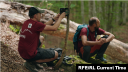 Матей Микулеску и Себастьян Урсута в нацпарке