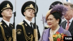 Королева Сирикит во время визита в Москву в июле 2007 года